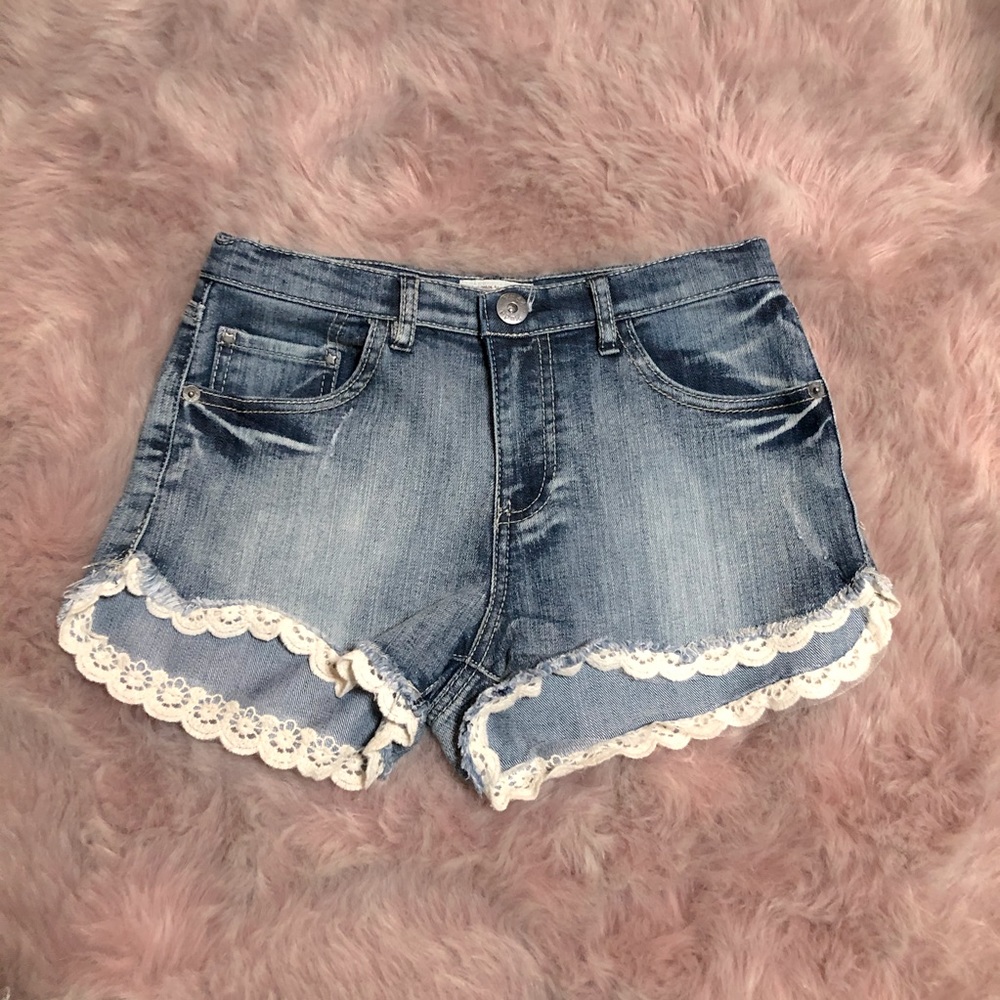 Mude Jean Shorts with Lace Trim Bottom